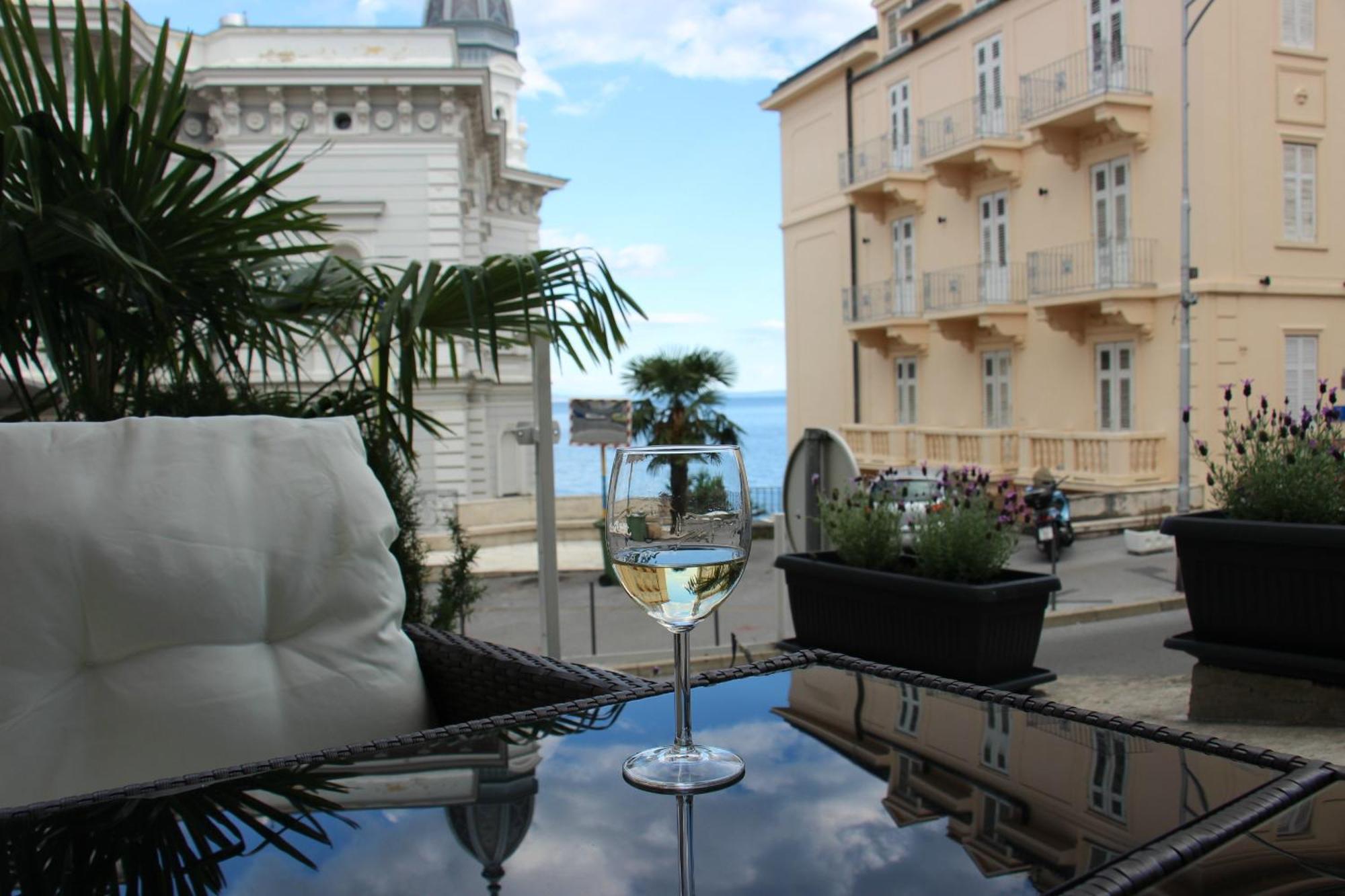 Superior Seaview Apartment Opatija Exterior foto